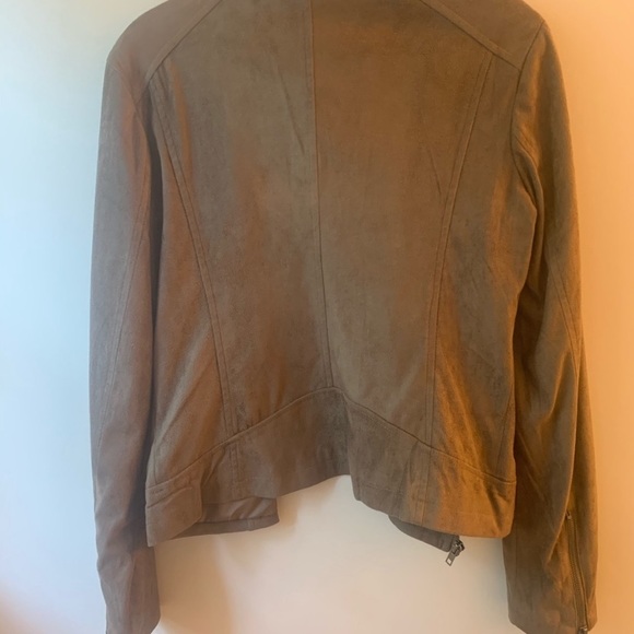 SOLD!! Super cute Cupcakes and Cashmere faux suede jacke - Picture 4 of 6